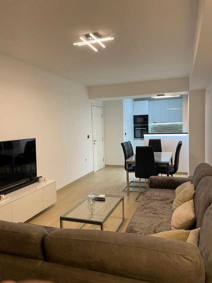Luka Apartments Flatiron 스코페 외부 사진