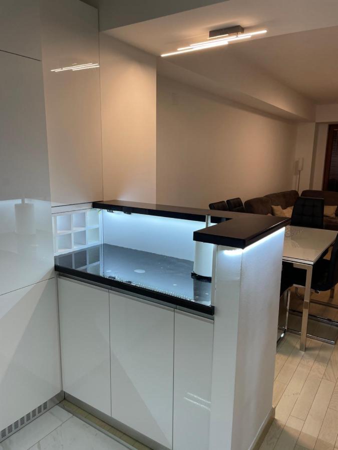 Luka Apartments Flatiron 스코페 외부 사진